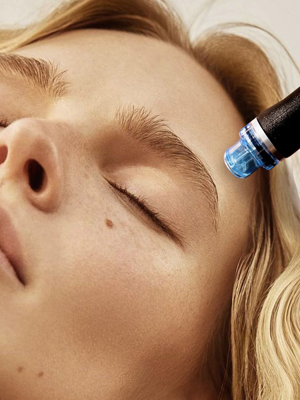 Blush Spa Services: Hydrafacials